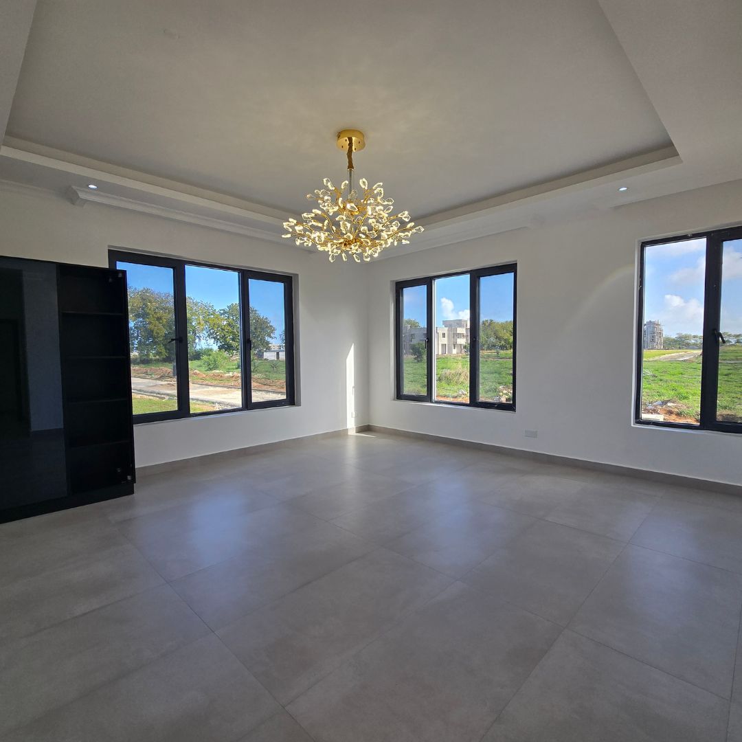 5-Bedroom Luxury Villa in Vipingo